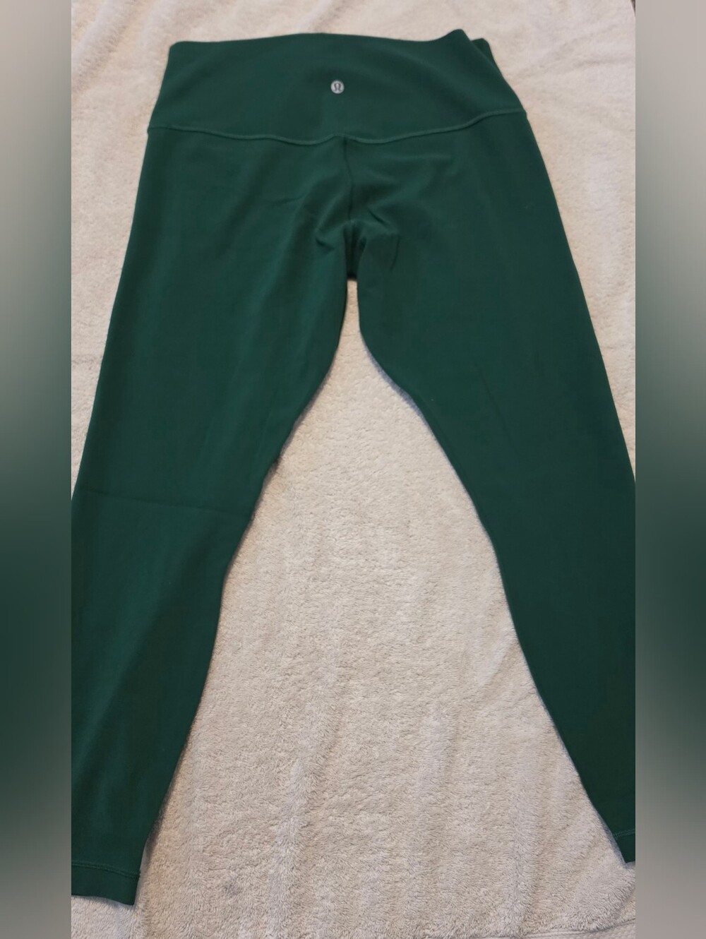 Lululemon Aligns 25"